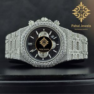 Reloj Cronógrafo de Cuarzo con Cristal de Zafiro e Incrustaciones de Diamantes, Tono Plateado, Correa de 20 mm, Estilo Minimalista de Lujo - Product Image 1