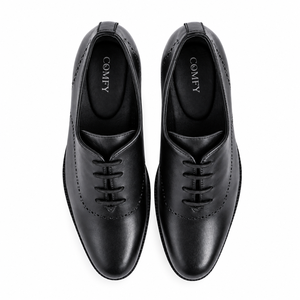 Chaussures habillées Oxford noires pour hommes avec lacets et détails brogues - Product Image 2