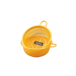 Mini ciotola e colino arancione Inomata per filtrare e servire - Product Image 1