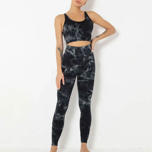 Ensemble de yoga 2 pièces sans couture pour femmes, vêtements de sport, fabrication pakistanaise, ensemble de yoga pour femmes, fitness - Product Image 1