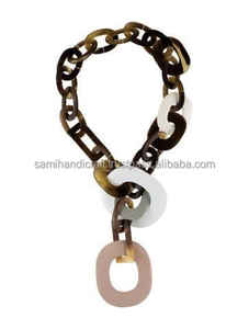 Collier en corne naturelle pour femmes de haute qualité accessoire de bijoux de chaîne de corde élégante pour les vêtements de fête - Product Image 4