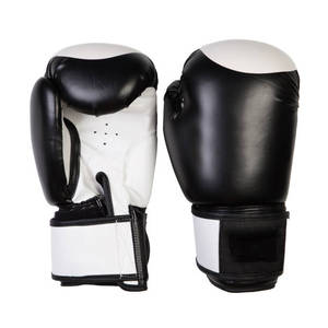 Guantes de Boxeo Profesionales Personalizables para Entrenamiento, Agarre para MMA, Dedos Completos con Aberturas, Cierre de Cordones de Cuero PU - RX Sports - Product Image 5