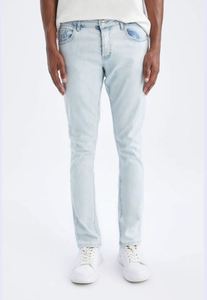 Jean en denim taille haute pour homme, design personnalisé, nouveau style, décontracté, article de mode en gros orienté vers l'exportation - Product Image 3