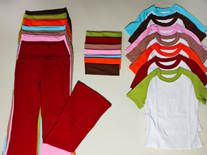 Conjuntos de Dos Piezas para Mujer con Diadema, Camiseta de Manga Corta de Algodón y Spandex, Pantalones Acampanados, Atuendo Casual de Verano, Venta al Por Mayor, Personalizable - Product Image 4