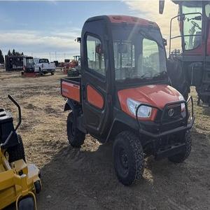 Véhicule utilitaire Kubota RTV-X1100C 4x4, robuste, conçu pour le travail agricole, homologué EPA et EEC, moteur puissant, en stock - Product Image 1