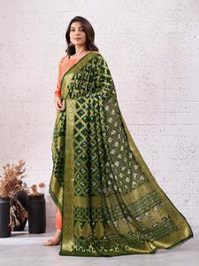 Dupatta Bandhani para fiestas con trabajo de Zari dorado - Product Image 4