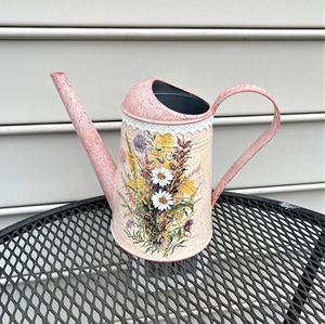 Atractiva jarra de agua rosa para decoración de jardín, plantas de balcón y regalo para amantes del jardín y entusiastas de las plantas de la India. - Product Image 1