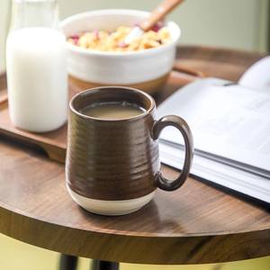 Juego de Tazas de Café de Cerámica con Acabado Texturizado, Opciones de Color Modernas, Asa Resistente para Uso Diario de Té y Café - Product Image 3