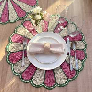 Set de table décoratif en verre perlé de luxe, écologique, motif floral, fait main, pour la décoration de table à manger, collection exclusive - Product Image 6