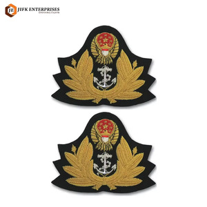 Insignias Personalizadas Ecológicas de Primera Calidad para Uniformes Escolares con Bordado Detallado de Alta Calidad y Costuras Resistentes - Product Image 3