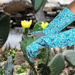 Gants de jardinage à manches longues pour femmes, résistants aux éspèces végétales, avec manchette longue, compatibles écran tactile, imprimé floral bleu - Product Image 4