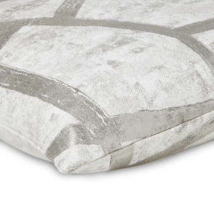 Housse de coussin carrée élégante Terra 059, accessoire moderne pour le confort et le style de la maison - Product Image 1
