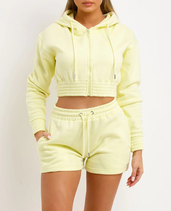Ensemble personnalisé sweat à capuche en coton et short en polaire de haute qualité pour femme – Sweat à capuche oversize et short en polaire 2 pièces à manches longues au-dessus du genou - Product Image 4
