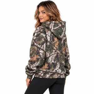 Sudadera con capucha de forro polar personalizada al por mayor para mujer, con estampado de follaje forestal, estilo streetwear - Product Image 4