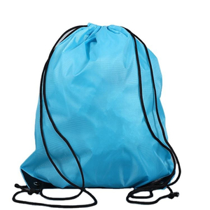 Sacs à dos à cordon personnalisés en polyester imperméable et écologique, avec logo sérigraphié, pour le football et les sports, multicolores - Product Image 3
