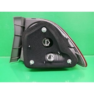 Luz Trasera Izquierda Usada para Civic P5375 - Product Image 2