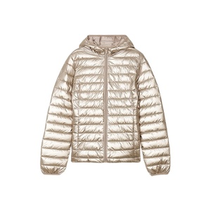 Elegante Chaqueta de Plumón para Mujer, Corte Ajustado, Color Amarillo Dorado, con Capucha, Ligera, Repelente al Agua, Abrigo Acolchado Cálido para Invierno - Product Image 5