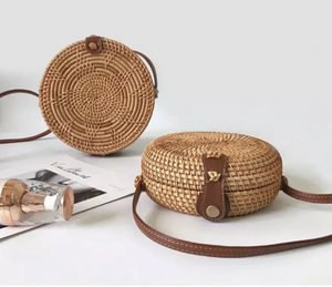 Bolso Redondo de Ratán Natural Tejido a Mano, Directo de Fábrica en Vietnam, para Viajes, Playa, Uso Diario y Moda - Product Image 2