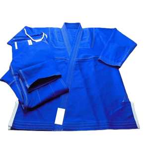 Kimono Cómodo para Jiu Jitsu Brasileño / BJJ Gi - Poliéster/Algodón Tejido Perla con Logotipo Frontal Preencogido y Transpirable - Product Image 1