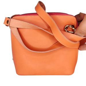 Bolsos de Mano de Cuero Genuino de Alta Calidad para Mujer, Bolsos Cruzados de Lujo para 2026, Bolsos OEM Suaves e Impermeables con Logotipo Personalizado y Colores para Uso Diario - Product Image 2