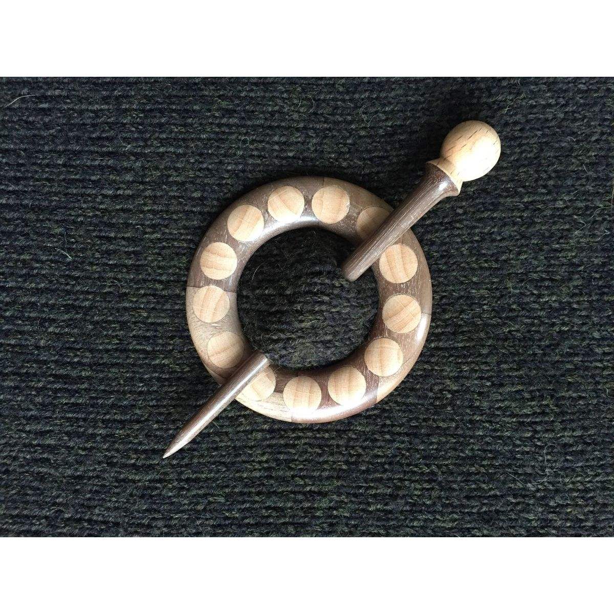 สีน้ำตาล