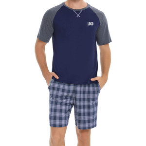 Ensemble décontracté moderne et confortable pour homme : T-shirt et short, tenue d'été deux pièces avec logo 2026 - Product Image 1