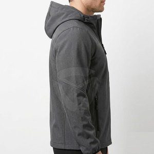 Chaqueta de invierno softshell personalizada para hombre, duradera, con cremallera completa, diseñada para senderismo, camping y actividades diarias. - Product Image 5