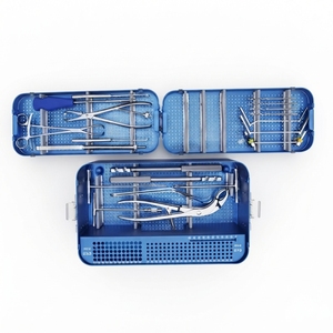 Ensemble d'instruments chirurgicaux orthopédiques Chun Tara Industries, outils manuels en acier inoxydable, certifiés CE Classe I pour hôpitaux et cliniques - Product Image 1