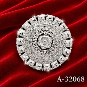 Ensemble de bijoux en alliage plaqué or avec pendentif cœur, décoré de strass filigranés, fait main, élégant, accessoire de mode - Product Image 3