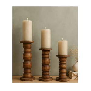 Portavelas Artístico de Madera con Acabado Artesanal para Esquinas Tranquilas, Espacios Espirituales, Decoración del Hogar, Cenas y Eventos - Product Image 3