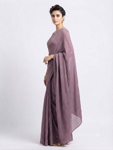 Sari de Crepé Lavanda con Bordado Dorado, Traje Tradicional Indio para Mujer, Estilo Casual, Largo hasta el Suelo, Corte Regular, Estilo Bollywood, Secado Rápido - Product Image 3