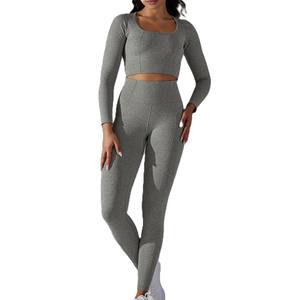 Conjunto Deportivo de 2 Piezas con Logotipo Personalizado para Yoga y Gimnasio, Leggings Ajustados y Elásticos, Top Corto, Traje de Fitness para Mujer - Product Image 1