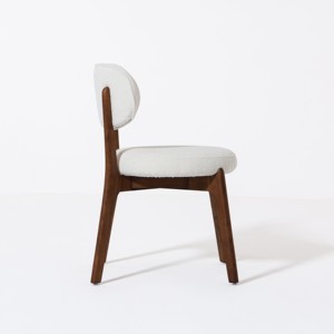Silla de Comedor Elegante de Madera Vandana Falcon Astra con Asiento Confortable para Hogares Modernos - Product Image 4