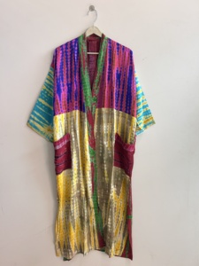 Robe kimono en soie tie-dye, tenue d'été faite à la main, robe colorée de luxe - Product Image 2