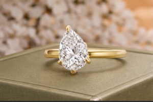 Anillo de Compromiso de Oro Sólido de 14K con Diamante Corte Pera, Anillo Solitario con Diamante Cultivado en Laboratorio, Anillo de Novia Minimalista para Mujer - Product Image 4
