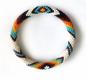 Bracelet enroulé en perles de verre motif pastèque, design estival, style romantique, cadeau d'Inde, fait main, pour femme - Product Image 5