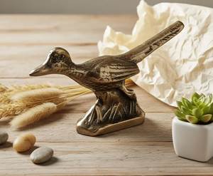 Polished Decorative Metal Paperweight For Modern Office Desk And Useful Paper Securing Application - Product Image 6