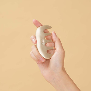 NOBBAN Pettine Massaggiante Tradizionale Coreano Bangjja in Ottone per Cuoio Capelluto, Spazzola per Capelli in Bronzo Forgiata a Mano per Terapia del Cuoio Capelluto - Product Image 1