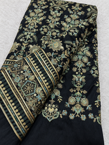 Tela de malla de encaje premium 100% poliéster ecológica con bordado floral de lentejuelas cuadradas al por mayor para vestidos de noche y bolsos - Product Image 5