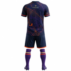 Ensemble de maillots et shorts de football personnalisés en polyester à séchage rapide, série sport d'équipe, col en V, vente en gros - Product Image 2