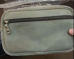 Trousse de Toilette et Organisateur de Voyage en Cuir Gris Véritable avec Pochette à Main et Fermeture Éclair Sécurisée pour Hommes – Pochette de Lavage Décontractée et Tendance - Product Image 5