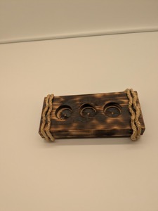 Portavelas de Madera Natural con Tres Orificios para Decoración del Hogar y Ocasiones Navideñas - Product Image 5