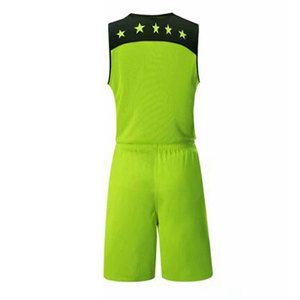 Tenues de basketball durables 100 % polyester, personnalisables avec logo, respirantes, légères, séchage rapide, vente en gros, éco-responsables - Product Image 3