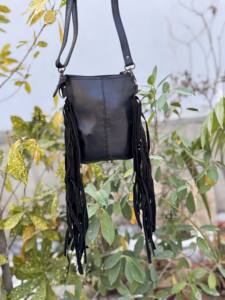 Vente en gros de sac à main pour téléphone sac à main à franges en fourrure de vachette véritable sac à bandoulière sculpté repoussé à la main sacs de petite taille pochette à bracelet sac à bandoulière - Product Image 5