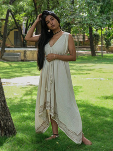 New Elegant Hand-Loomed Khadi Cotton Halter Neck Dress with Geometric Block-Printed Border Flattering Adjustable Dress For Women - Product Image 3