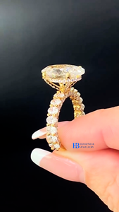 Bague de fiançailles en or massif 10 carats, bague de mariage ovale avec halo, bijou vintage, bague pour femme avec halo de diamants - Product Image 5