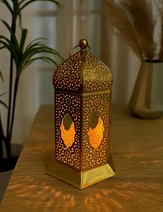 Brass <b>Lantern</b> Lamp <b>Tealight</b> Candle Holder Vintage Hanging Tabletop <b>Lantern</b> for Home Diwali Wedding Living Room Decor - Product Image 4