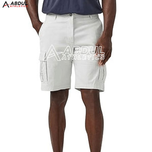 Shorts cargo confortables pour hommes avec taille élastique et coupe ample, idéaux pour les voyages et les activités quotidiennes - Product Image 4