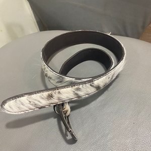 Cinturón de Cuero Personalizado para Mujer con Hebilla de Aleación de Lujo, Cinturón de Cuero Vacuno Cómodo e Informal, Cinturones de Cuero Genuino de Pakistán - Product Image 6
