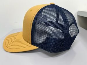 Gorra Trucker de 6 Paneles con Malla Trasera Estructurada, Personalizable con Logotipo y Color, Fabricada en Vietnam, para Adultos, Estilo de Vida al Aire Libre, Accesorio de Alta Calidad - Product Image 4
